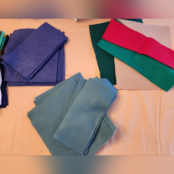 Assorted Batting Scraps For Small Ptojects. - Picture 4 of 15